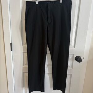 J. Crew Men's Black Lghtweight Dress or Golf Trousers